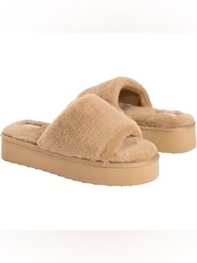 MUK LUKS Platform Kirstey Slide in Irish Cream